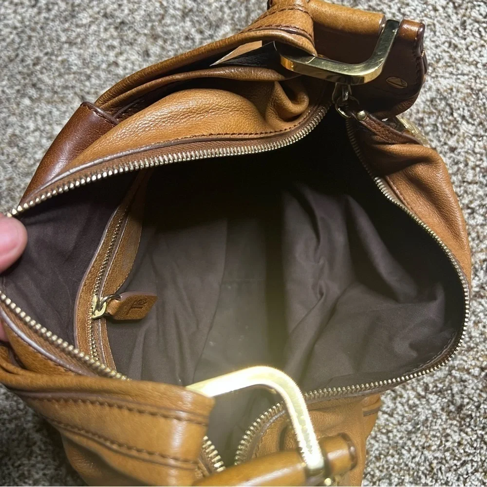 TODS Cognac Brown Hobo Leather Slouch Bag Zip Top Womens